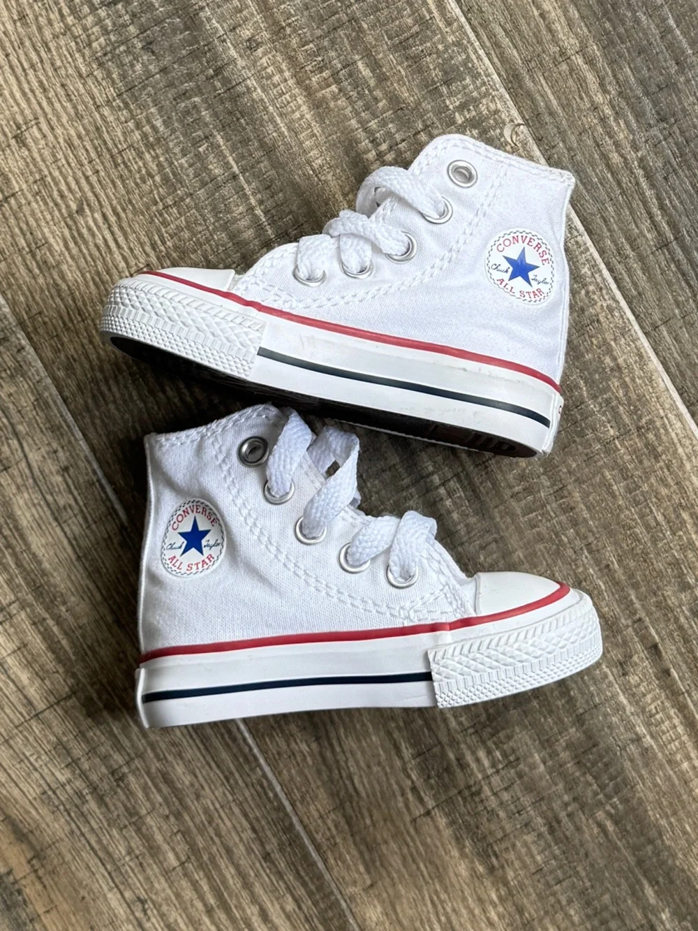 Converse Kids' White Chuck Taylor All Star High Top Sneakers 2c